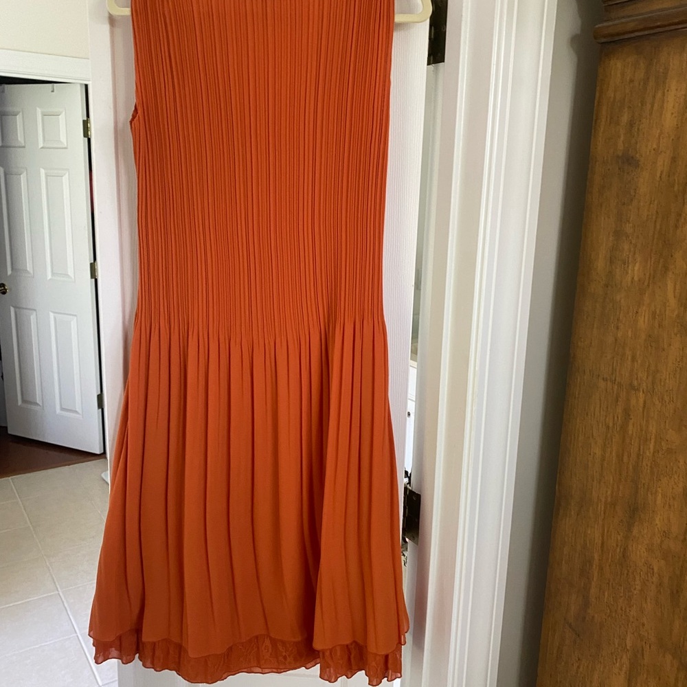 Fun year round dress.  Rust colored 100% polyester - Picture 2 of 6